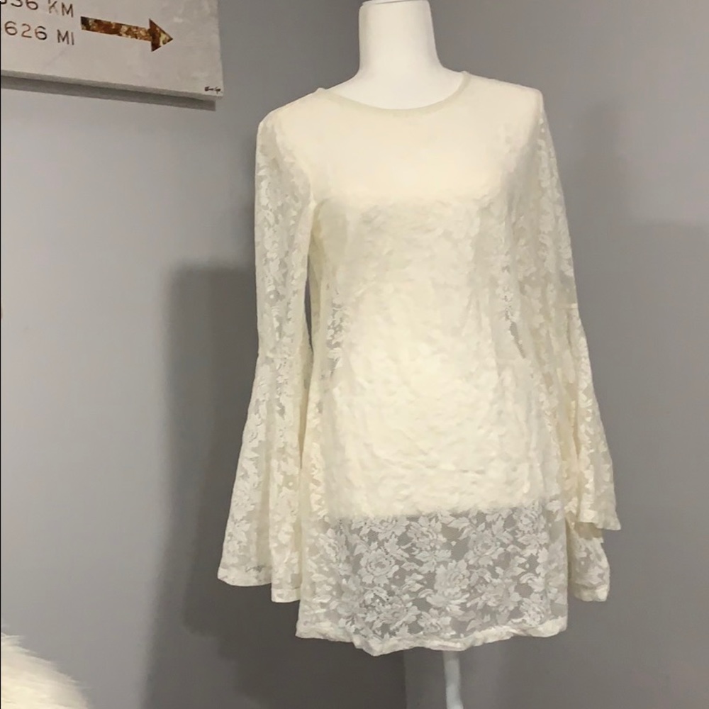 Ultra feminine White lace top